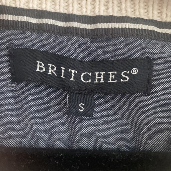 white sweater/cardigan - Picture 2 of 9